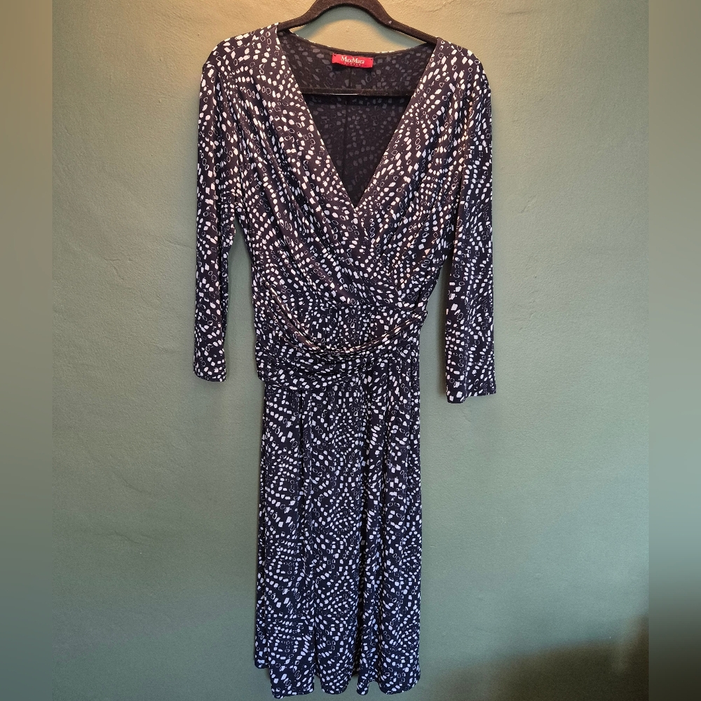 Max Mara Studio Dress Size 8 Black White Print V Neck Ruched Midi 3/4 Sleeve